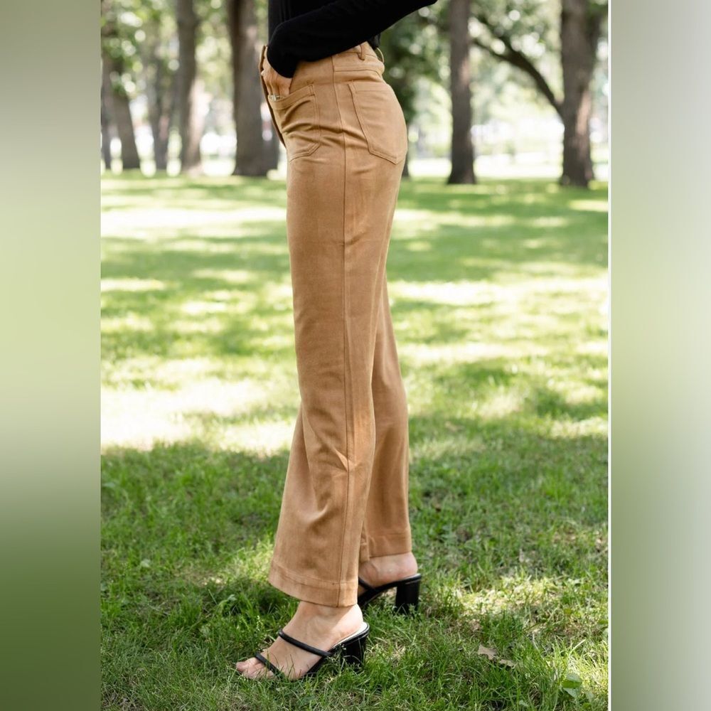 Anthropologie Women's wide leg faux suede tan Pants M - Picture 2 of 2